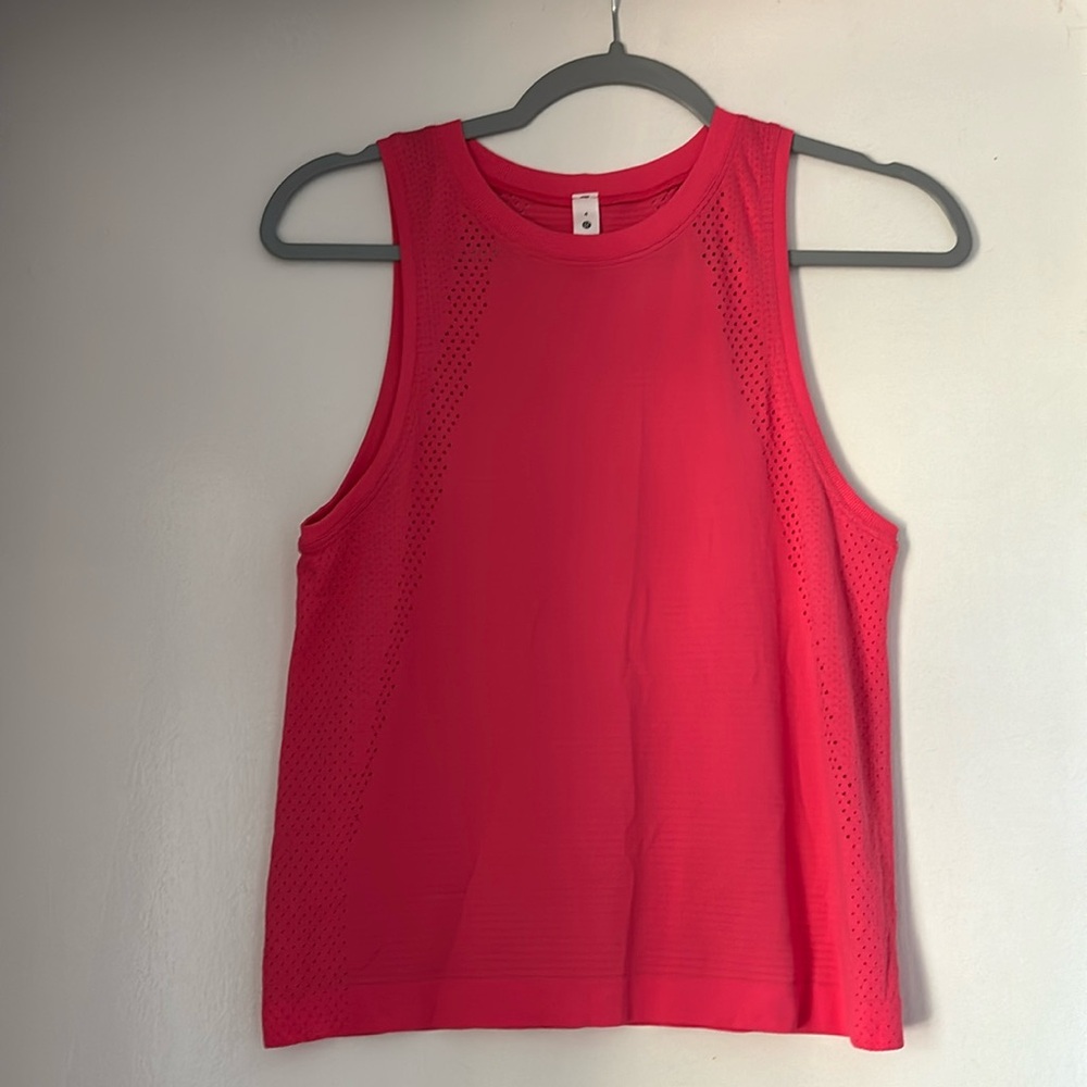 Women’s Lululemon Athletica Raspberry Pink Tank Top Size 4